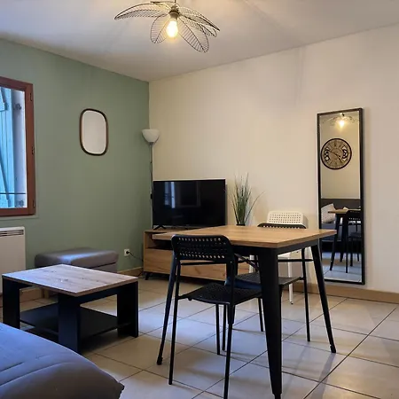 T2 Contemporain Centre Apartamento
