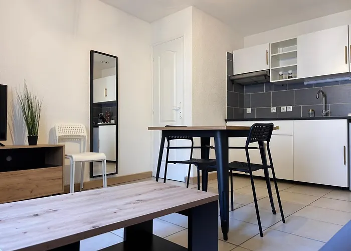 T2 Contemporain Centre *